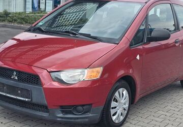Mitsubishi Colt 92.000 km 2.499 &euro; Berlin 12439