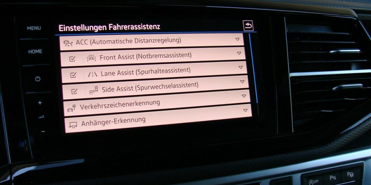 VW T6.1 California 2.0TDi California Beach Camper ACC 49.999 km 64.980 &euro; Falkensee 14612