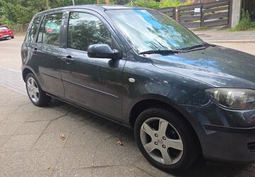 Mazda 2 147.000 km 1.000 &euro; BERLIN 13355