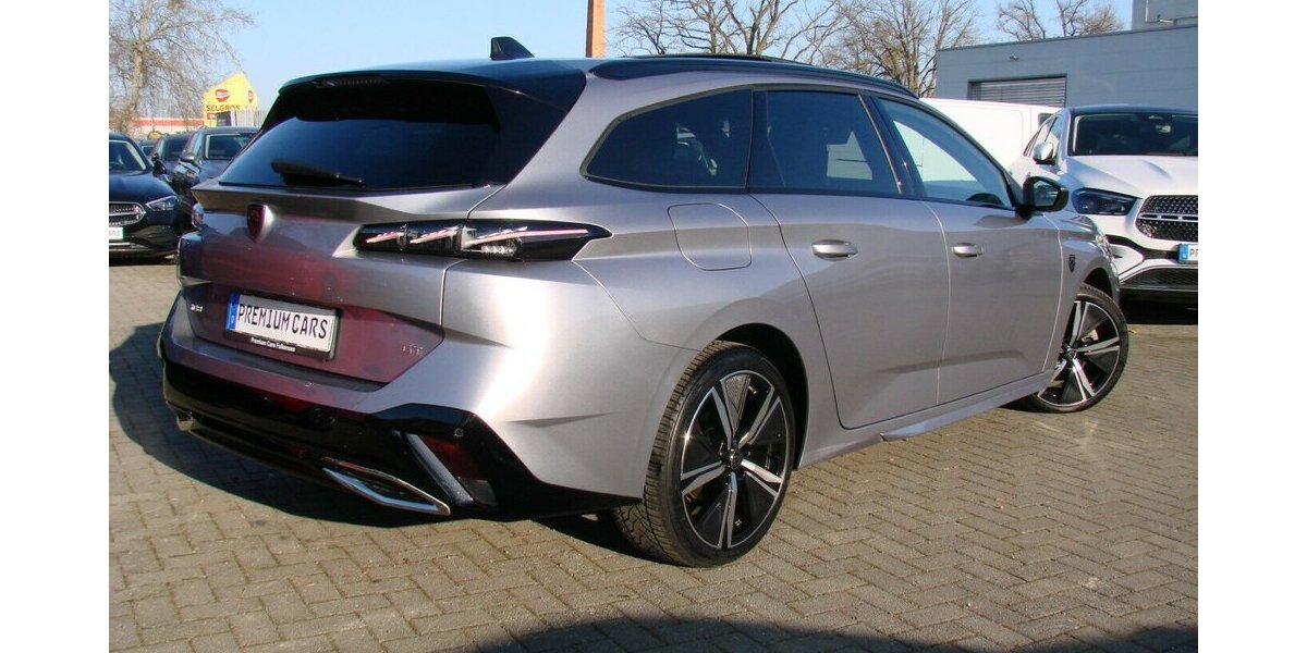 Peugeot 308 SW 1.5 GT ACC Panorama LED SCR 31.506 km 23.980 &euro; Falkensee 14612