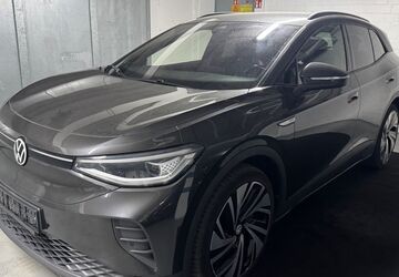 VW ID.4 92.999 km 23.999 &euro; Berlin 12099