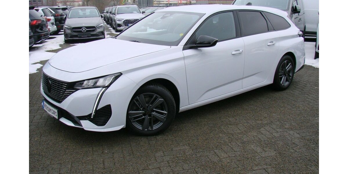 Peugeot 308 1.5L Allure ACC AHK LED Navi Kamera 34.524 km 21.980 &euro; Falkensee 14612