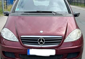 Mercedes-Benz A 150 83.512 km 2.950 &euro; Berlin 12353