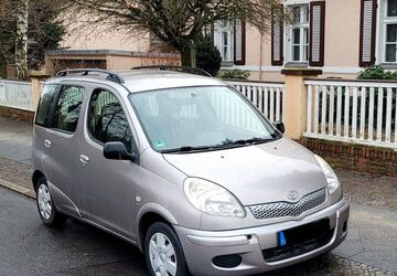 Toyota Verso 145.000 km 3.800 &euro; Berlin 14052