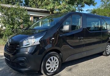 Renault Trafic 299.800 km 10.698 &euro; Berlin 12681