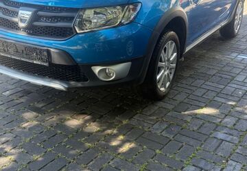 Dacia Sandero 160.000 km 2.599 &euro; Berlin 13357