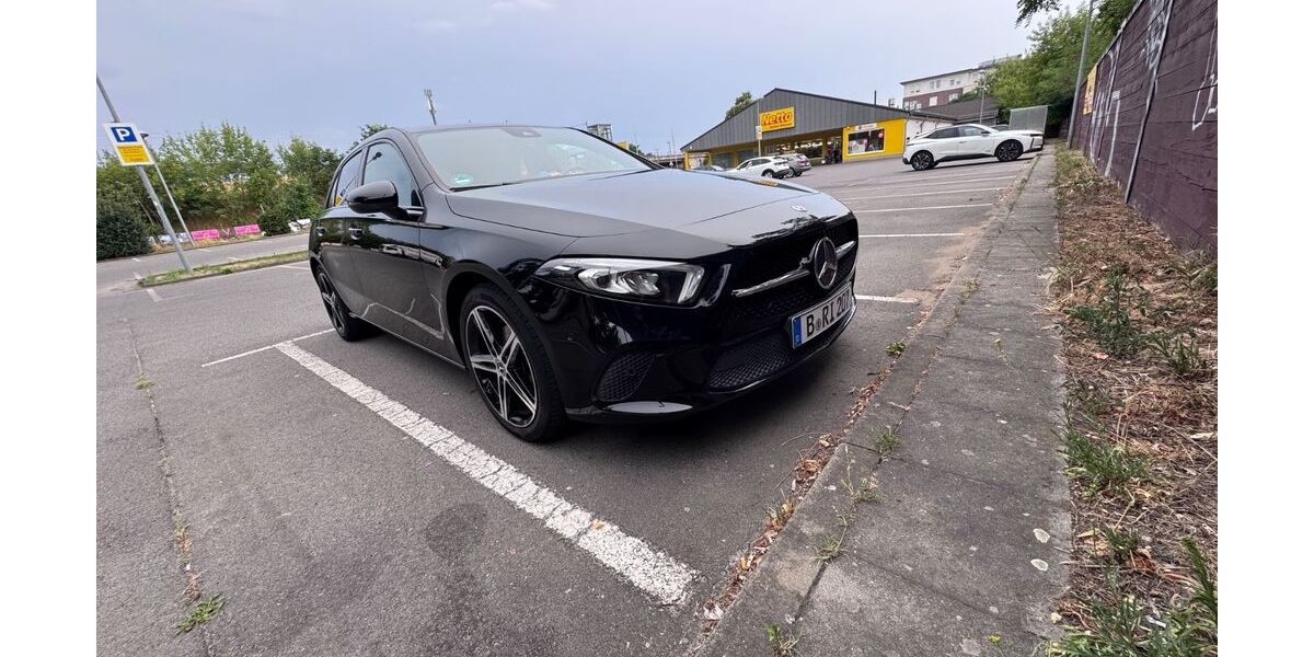 Mercedes-Benz A 180 106.000 km 20.000 &euro; Berlin 13591