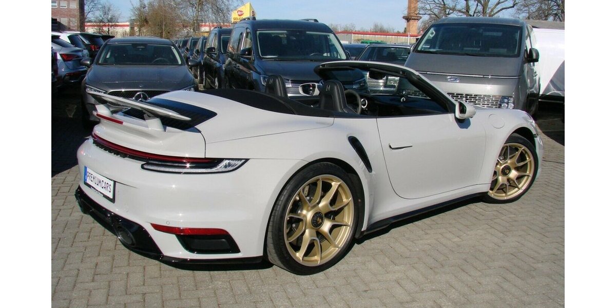 Porsche 992 Turbo S Matrix Burmester Keramik Lift ACC Memo 21.469 km 214.980 &euro; Falkensee 14612