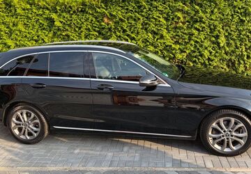 Mercedes-Benz 220 148.000 km 18.000 &euro; Trebbin 14959