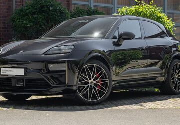 Porsche Macan 20.067 km 109.930 &euro; Berlin 10587