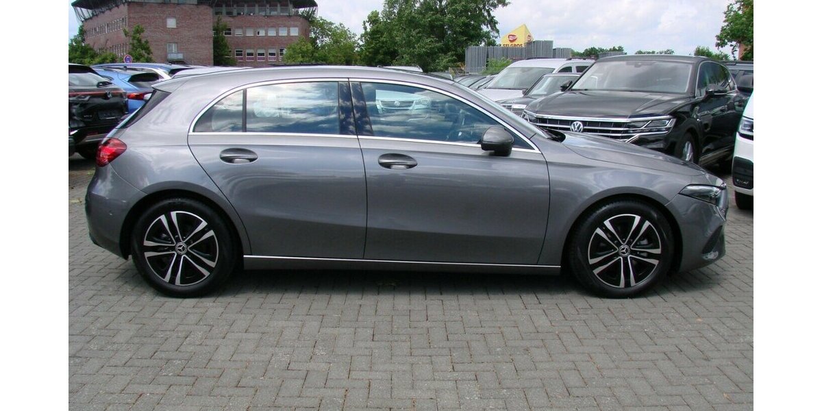 Mercedes-Benz A 200 d Urban Progressive DISTR Pro LED Kamera 6.381 km 28.980 &euro; Falkensee 14612