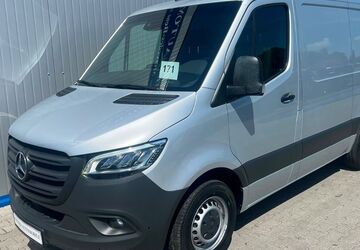 Mercedes-Benz Sprinter 169.804 km 23.999 &euro; Berlin 13055