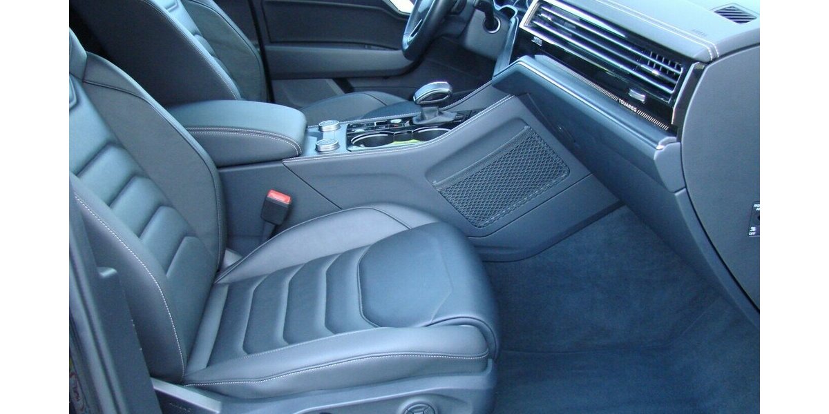 VW Touareg 3.0TDi Black Style 4M ACC LED AHK Luftfede 34.980 km 48.980 &euro; Falkensee 14612