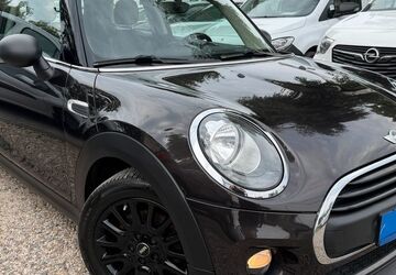 Mini ONE 141.423 km 6.990 &euro; Berlin 13089