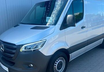 Mercedes-Benz Sprinter 179.336 km 22.699 &euro; Berlin 13055