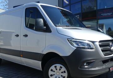 Mercedes-Benz Sprinter 104.481 km 28.400 &euro; Berlin 13156