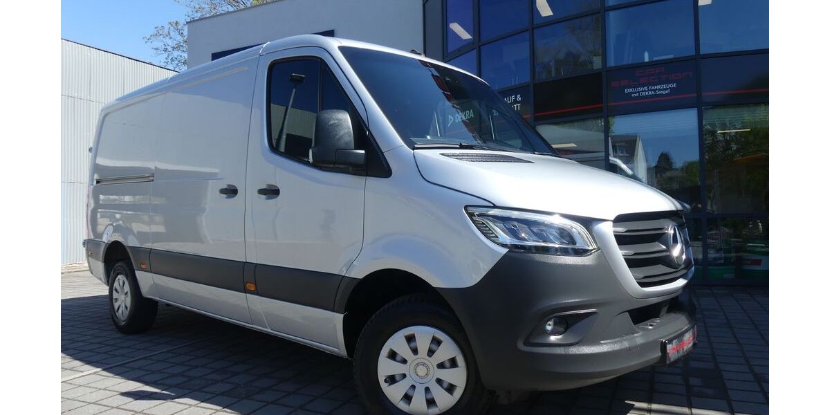 Mercedes-Benz Sprinter 104.481 km 28.400 &euro; Berlin 13156