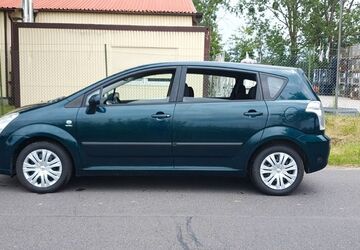 Toyota Corolla Verso 108.554 km 3.400 &euro; Berlin 13629