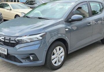 Dacia Sandero 6.650 km 13.890 &euro; Berlin 13581
