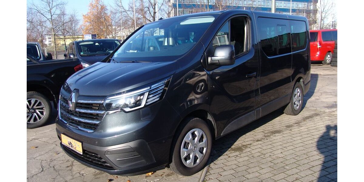 Renault Trafic 69.000 km 29.900 &euro; Berlin 12681