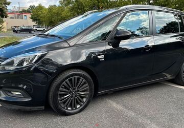 Opel Zafira Tourer 180.000 km 10.591 &euro; Berlin 13597