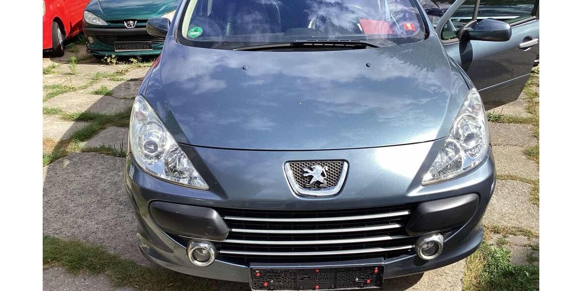 Peugeot 307 220.000 km 1.000 &euro; Potsdam 14469