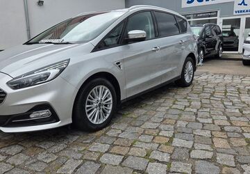 Ford S-Max 97.000 km 17.990 &euro; Potsdam 14469