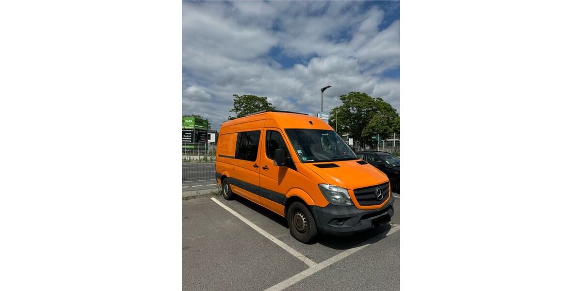 Mercedes-Benz Sprinter 135.000 km 34.900 &euro; Berlin 10829