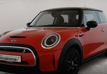 Mini Cooper SE 15.336 km 18.900 &euro; Berlin 12683