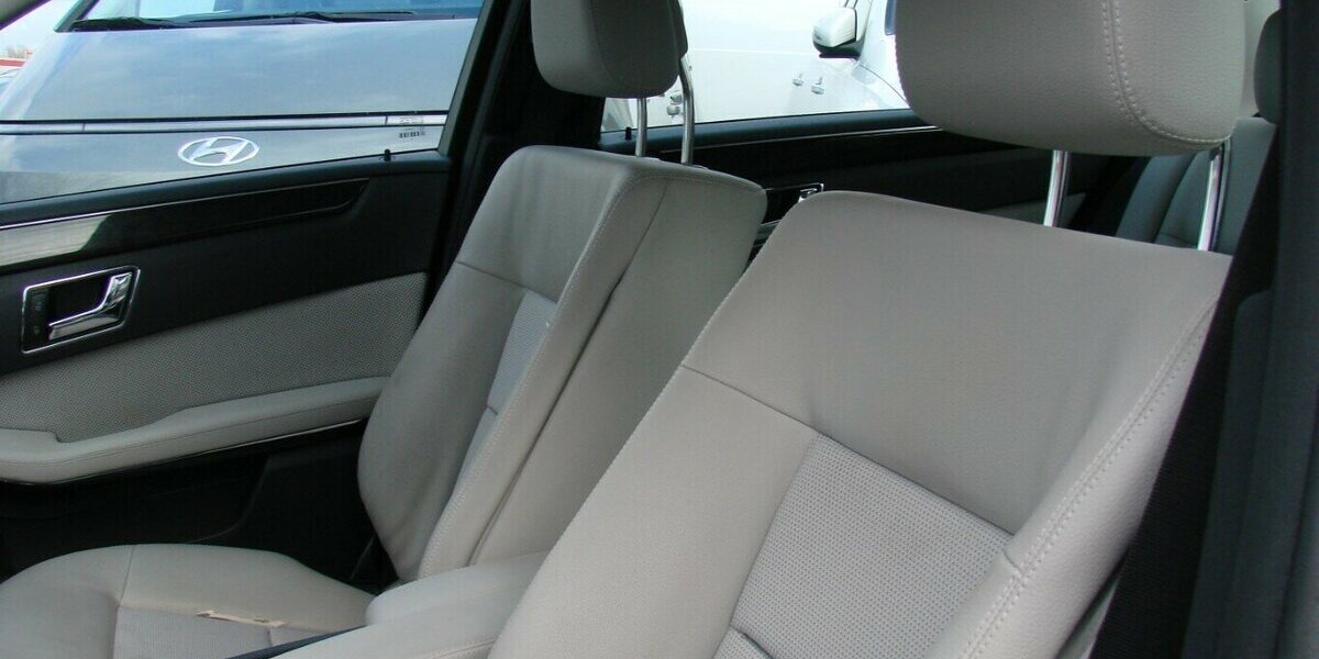 Mercedes-Benz E 220 CDI Avantgarde BlueEfficiency Multikontursit 141.322 km 14.980 &euro; Falkensee 14612