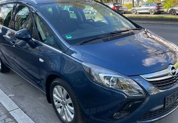 Opel Zafira 99.800 km 8.490 &euro; Berlin 12359