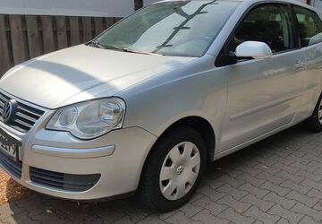 VW Polo 124.980 km 2.490 &euro; Berlin 12435