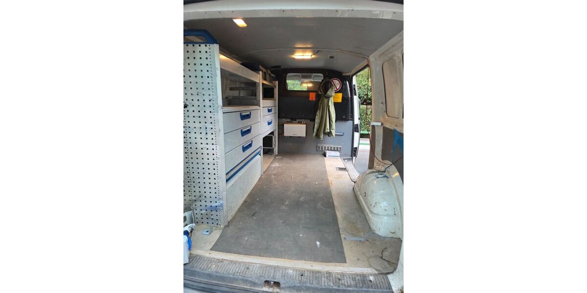 VW T5 Transporter 147.000 km 5.900 &euro; Berlin 12347