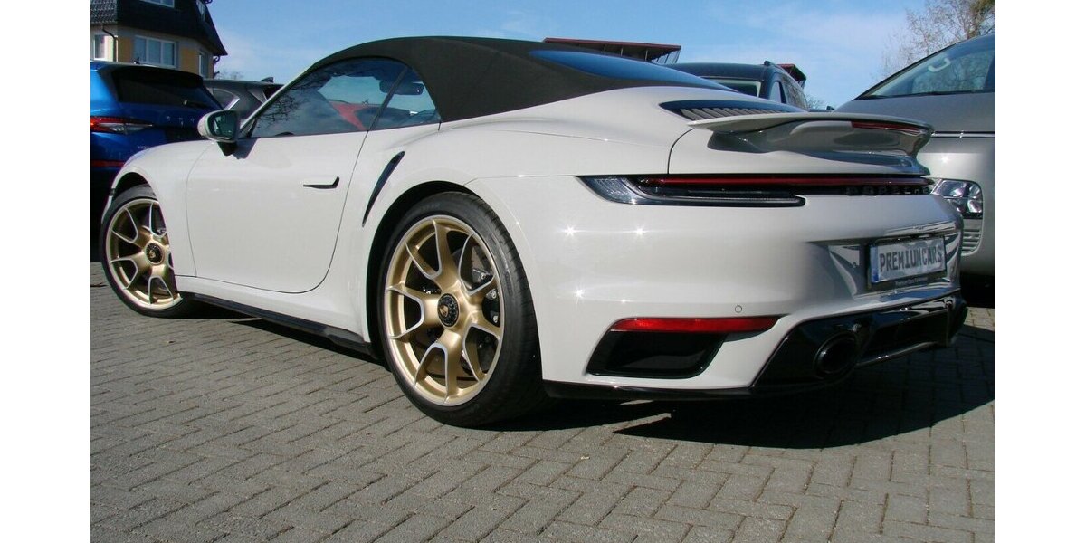 Porsche 992 Turbo S Matrix Burmester Keramik Lift ACC Memo 21.469 km 214.980 &euro; Falkensee 14612