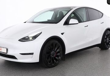 Tesla Model Y 32.845 km 38.780 &euro; Berlin 12103