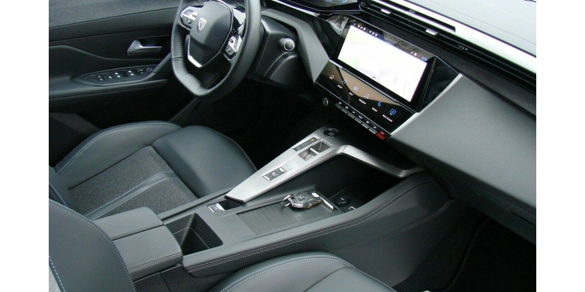 Peugeot 308 1.5L Allure ACC AHK LED Navi Kamera 34.524 km 21.980 &euro; Falkensee 14612