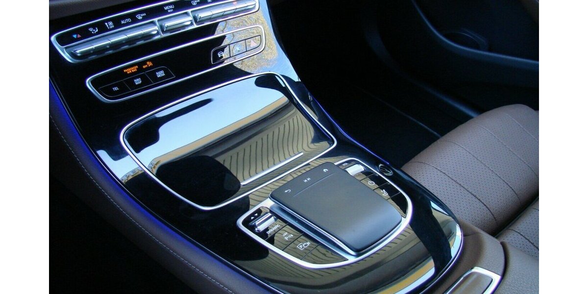 Mercedes-Benz E 300 de AMG Exclusive Interieur Hybrid Kamera Tem 97.123 km 29.980 &euro; Falkensee 14612