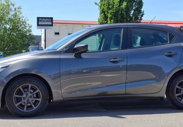 Mazda 2 137.000 km 9.699 &euro; Berlin 15831