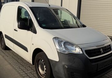Peugeot Partner 112.000 km 2.700 &euro; Berlin 12681