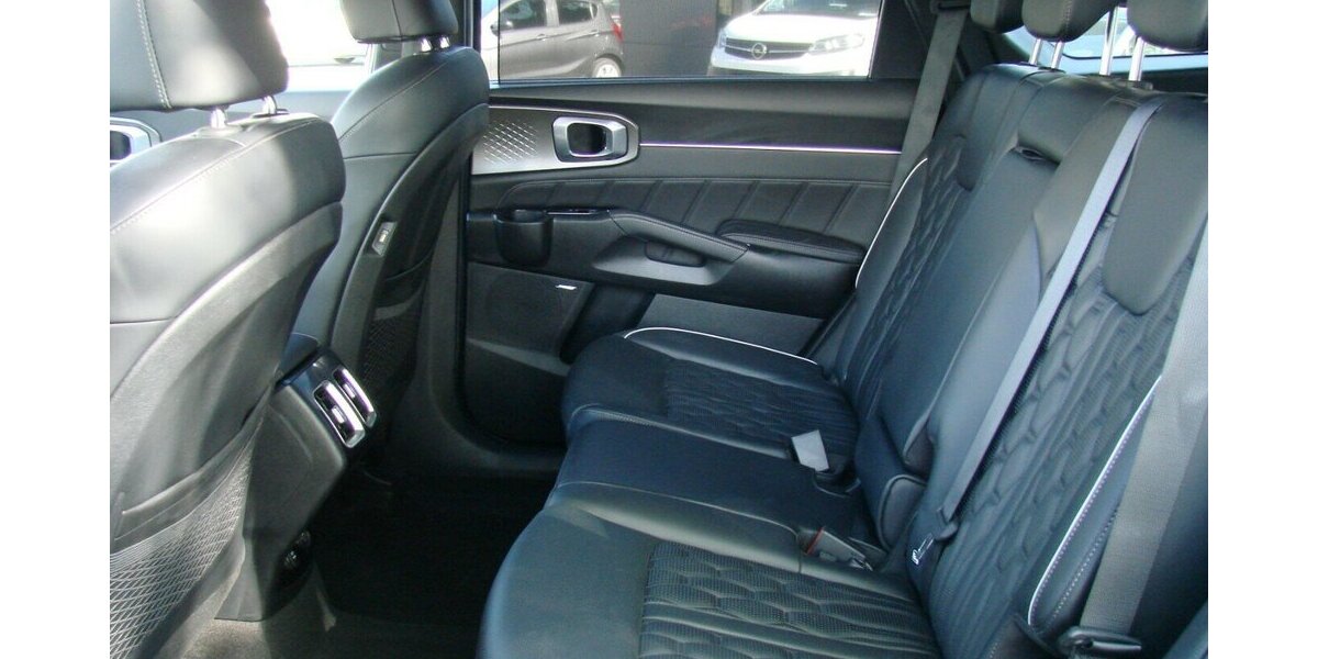 Kia Sorento 2.2CRDi Platinum 4WD LED ACC BOSE 360º HUD 65.321 km 31.980 &euro; Falkensee 14612