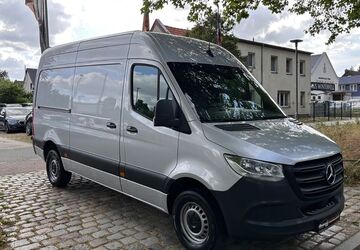 Mercedes-Benz Sprinter 198.542 km 23.950 &euro; Berlin 12357