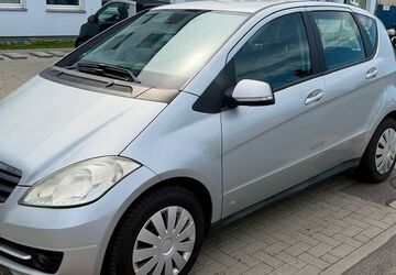 Mercedes-Benz A 180 125.000 km 3.290 &euro; Berlin 12357