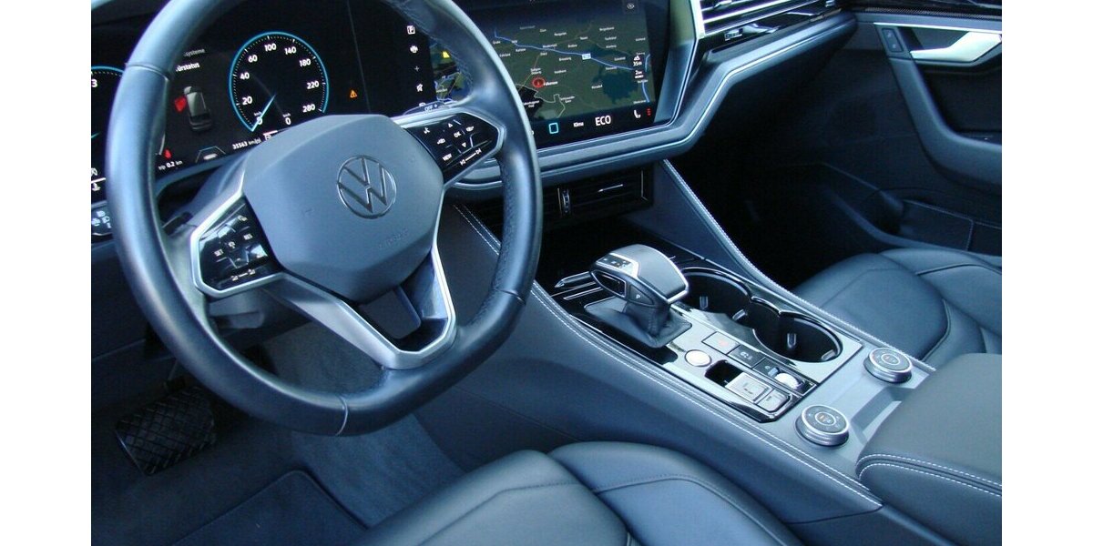 VW Touareg 3.0TDi Black Style 4M ACC LED AHK Luftfede 34.980 km 48.980 &euro; Falkensee 14612