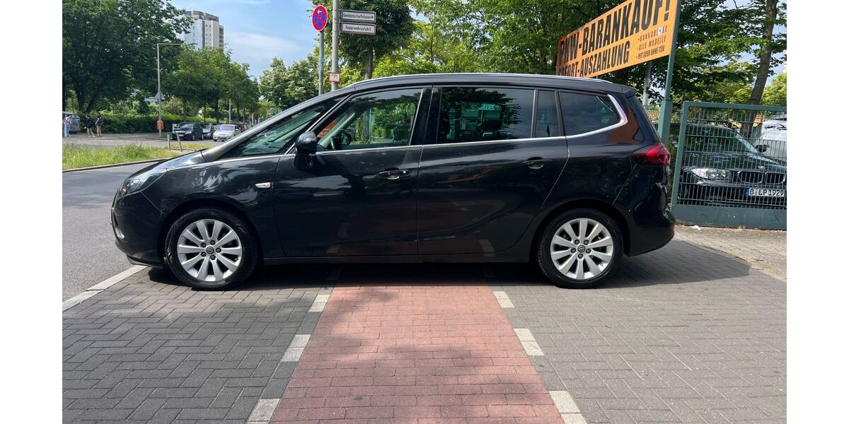 Opel Zafira 185.000 km 7.990 &euro; Berlin 12353