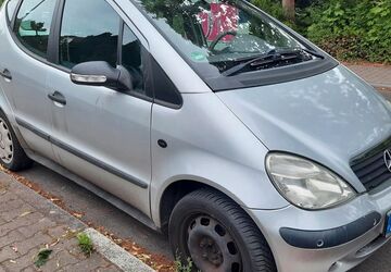 Mercedes-Benz A 160 174.624 km 1.200 &euro; Berlin 12355