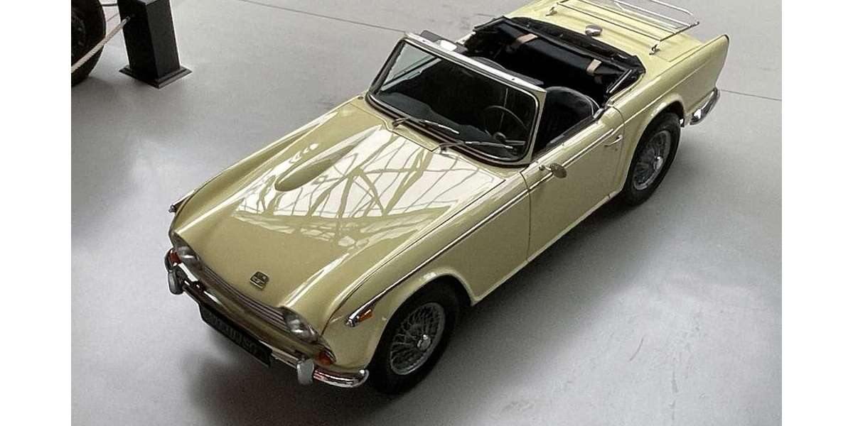 Triumph TR5 3.310 km 59.800 &euro; Berlin 10553