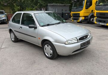 Ford Fiesta 77.000 km 2.500 &euro; Berlin 12099