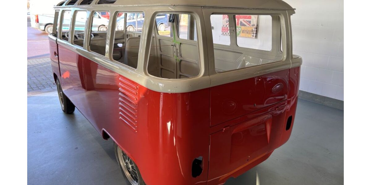 VW T1 54.990 km 49.990 &euro; Berlin 10553