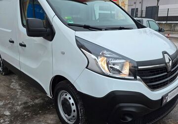 Renault Trafic 122.552 km 12.499 &euro; Berlin 12059