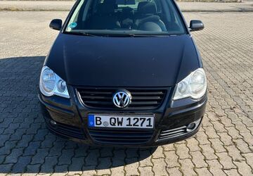VW Polo 180.000 km 2.400 &euro; Berlin 13583